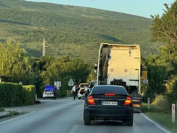 Four people hurt after a crash near Mostar