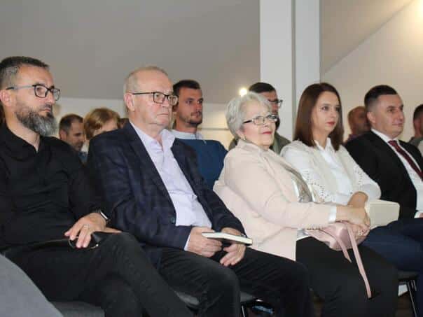 Dani Ajvatovica: In Gornji Vakuf, the book presented "How to preserve Bosnia"