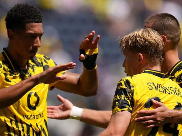 Dortmund won the first place in the group and elected the eighth of club SP finals