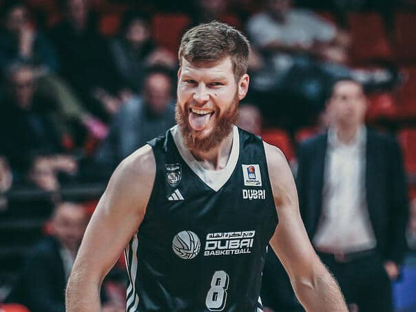 Dubai extended the contract with the best player, the right hell team