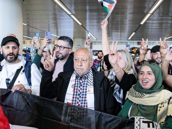 Egypt arrest and deports dozens of activists before march towards Gaza