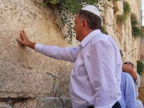 Israeli list Haaretz: Why did Israel receive a negator genocide of Dodik?