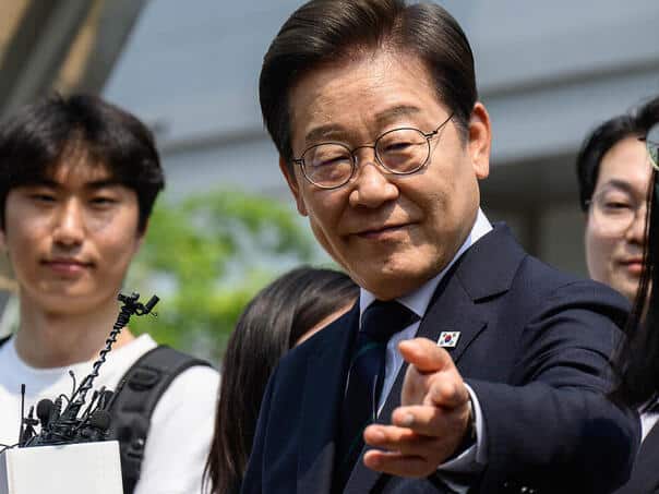 The candidate of the main opposition parties leads to South Korea