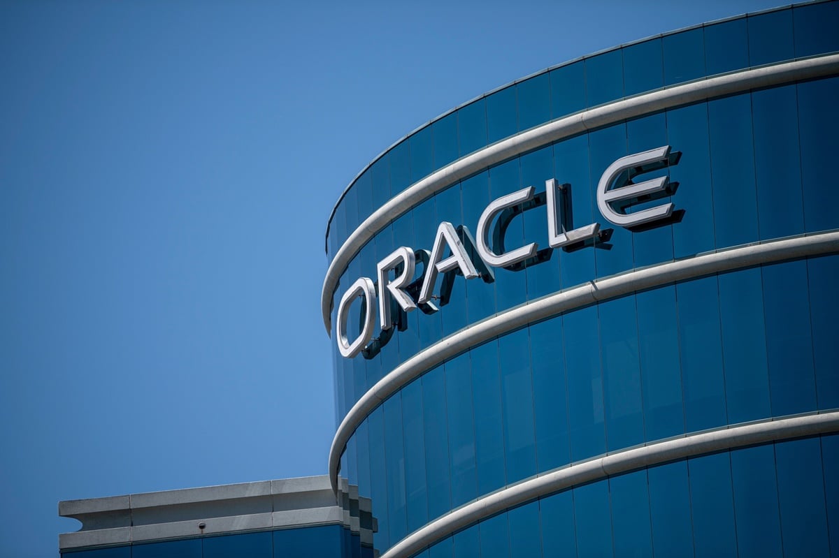 Wall Street: Oracle Winner of the Day, Indices Risen
