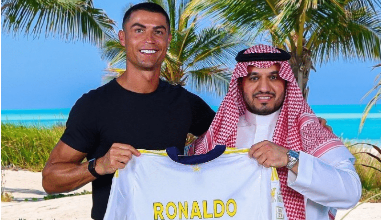 Ronaldo officially signed a new contract with al-Nass
