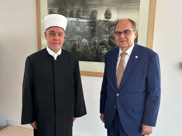Schmidt: Youth requires leaders who will show how to face the legacy of genocide