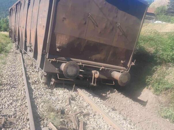 The cargo train code flew off the rail at Zenica, look at the photos