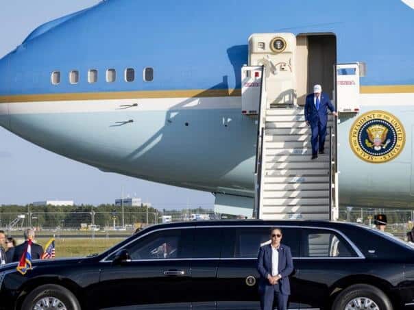 Trump arrived in the Netherlands – unaccompanied by Melanie