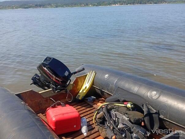 In Lake Modrac Found Body, it is suspected that it was missing young man