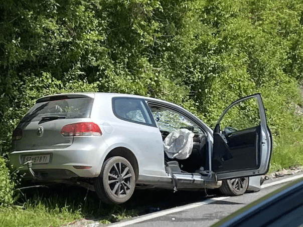 In an accident in Semizovac, two people were injured, traffic suspended