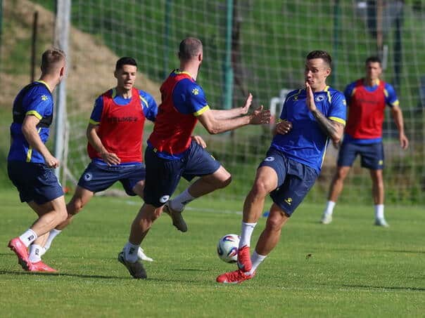 Dragons did another training, the atmosphere in the field extremely positive