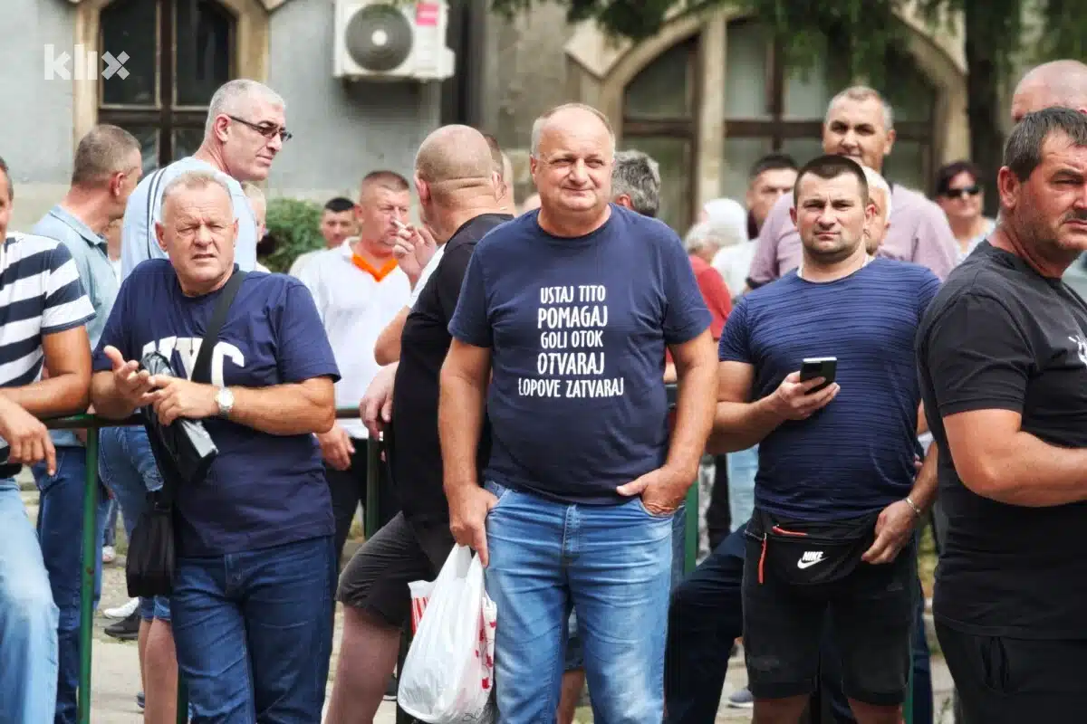Zenical Miners’ Protest: No salary again and with the questionable plane of the pit closing