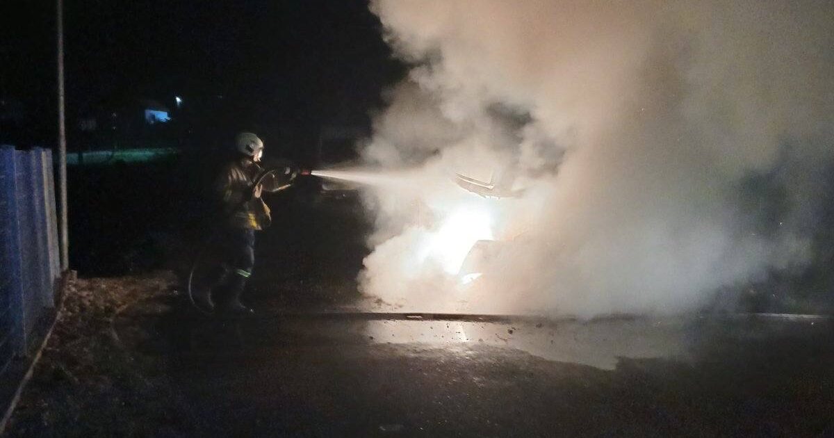 Fire on a Village Vehicle, Quick Firefighter Intervention Prevented Council
