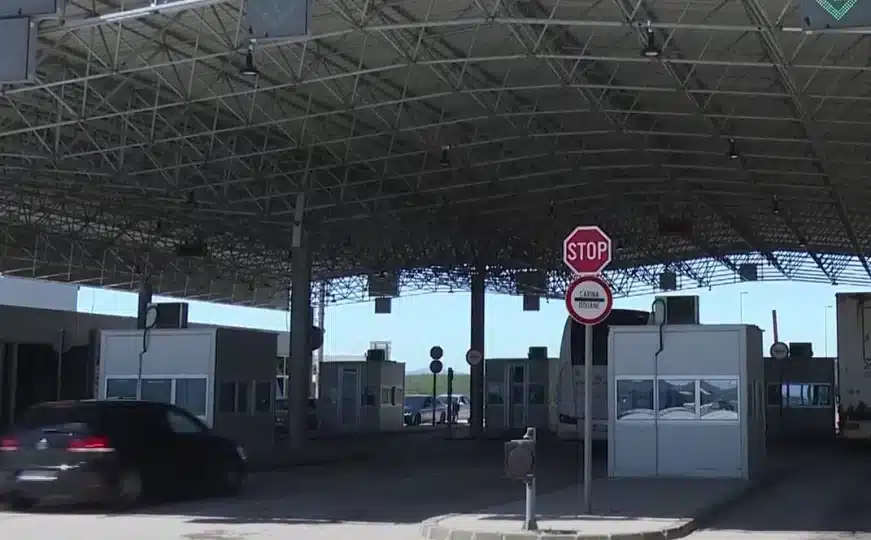 Million damage due to border crossing: Stone still without permission to export food
