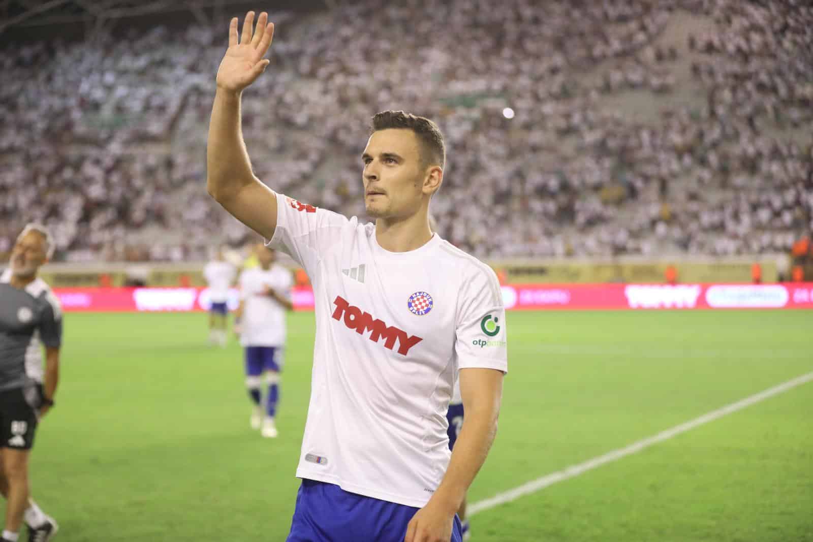 Hajduk sells Uremovic, known height of compensation