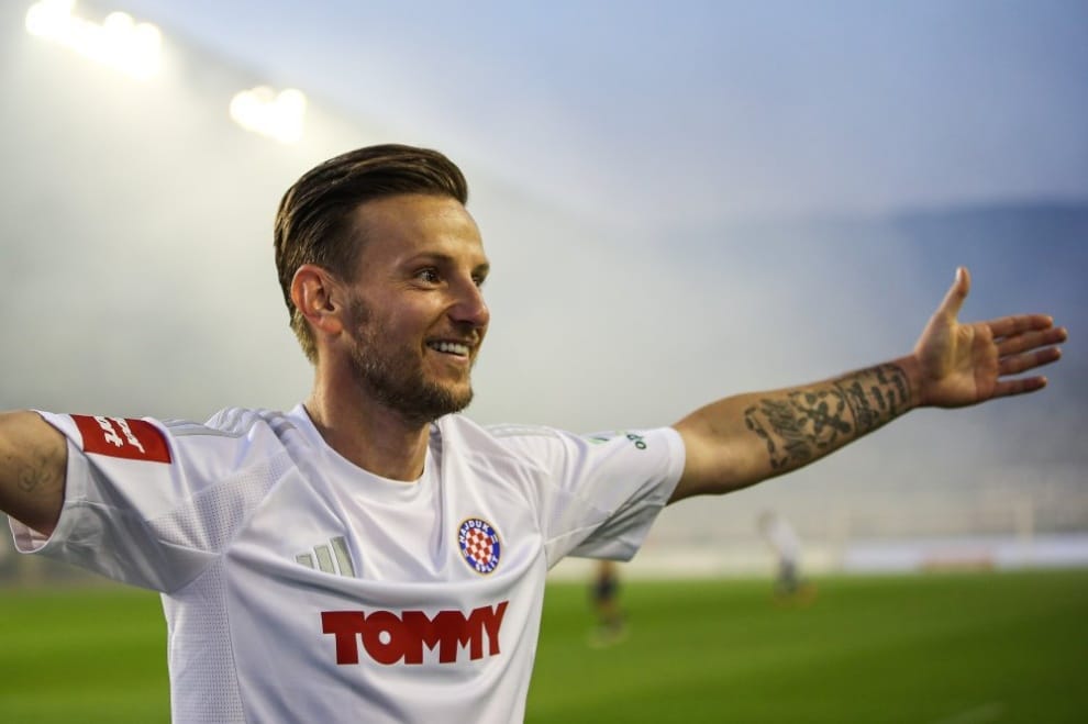 Ivan Rakitić announced the end of a toy career