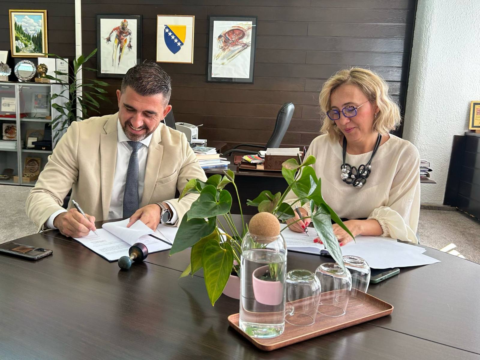Minister Adnan Shabani signed an agreement worth 8m euros to improve the quality of air in ZDK