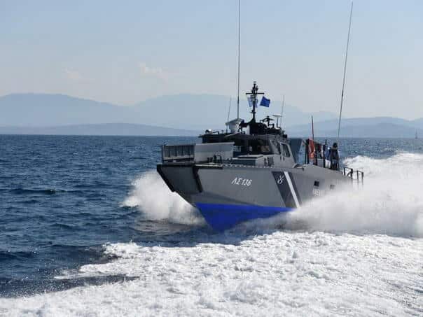 The Frontex ship hit the rock at the Greek coast and sunk, the crew saved