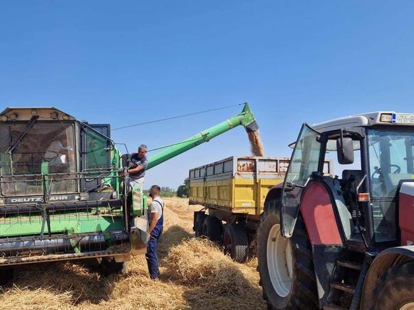 LANJA satisfied with wheat yield: sometimes donation, today connects jams