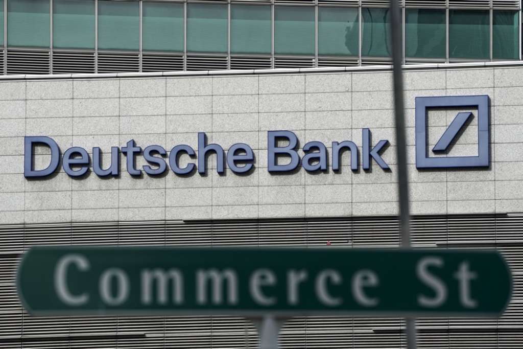 Deutsche Bank on the road to increase profit this year after a surprisingly powerful first half of the year