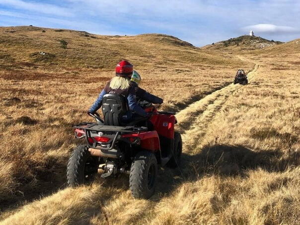 Face harder injured after it fell from the quad in Jahorina