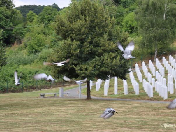 Memorial flight of pigeons in the cousin in Potocari
