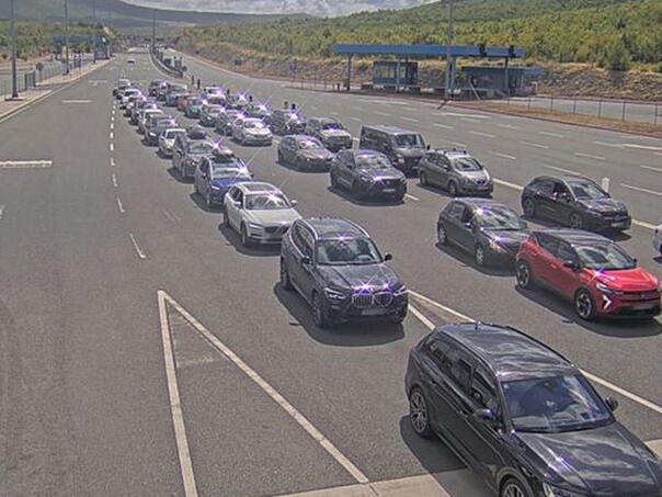 At border crossings occasionally increased frequency