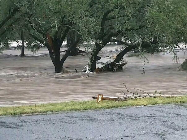 Huge floods hit Texas, 13 killed, 20 children disappeared