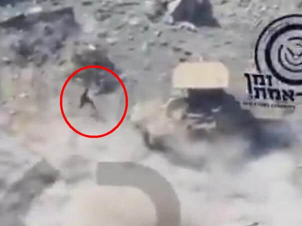 The Palestinian Fighter I SAMCAT attacked two Israeli tanks