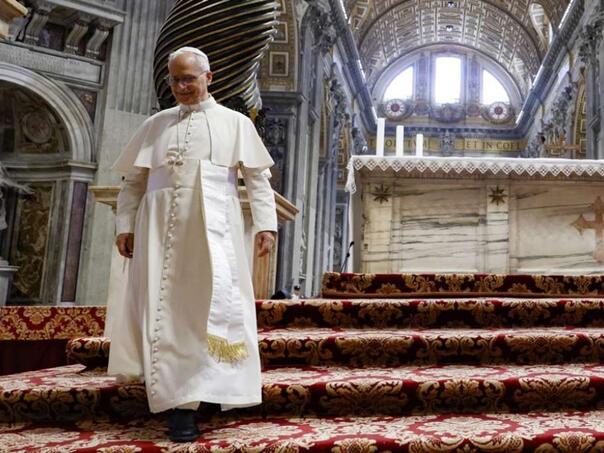 Pope tells young people to sex must not become fun