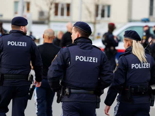 Pensioner from BiH beaten in the parking lot in Austria