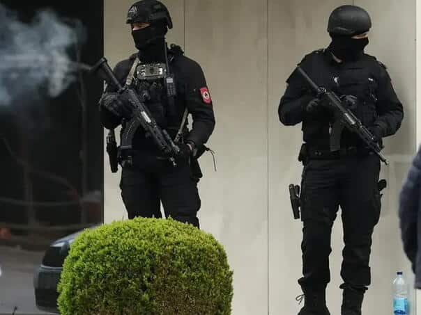 Officer arrested for suspension of the official secret fugitive from the Croatian judiciary