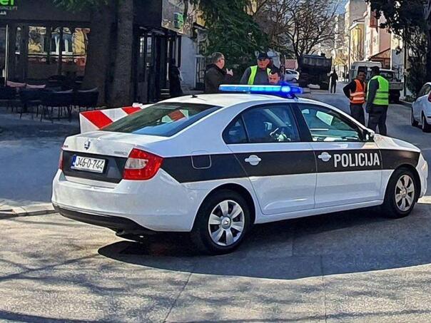 Police in five people in the Čapljina found drugs