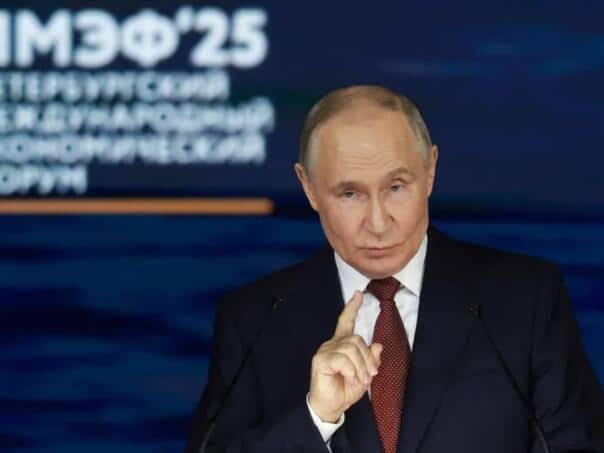 Putin with message world: "Globalization is dead, it’s time for Brics"