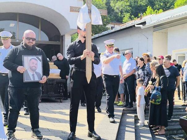 Sasa Vilušić buried: Many Tuzlaci said from him