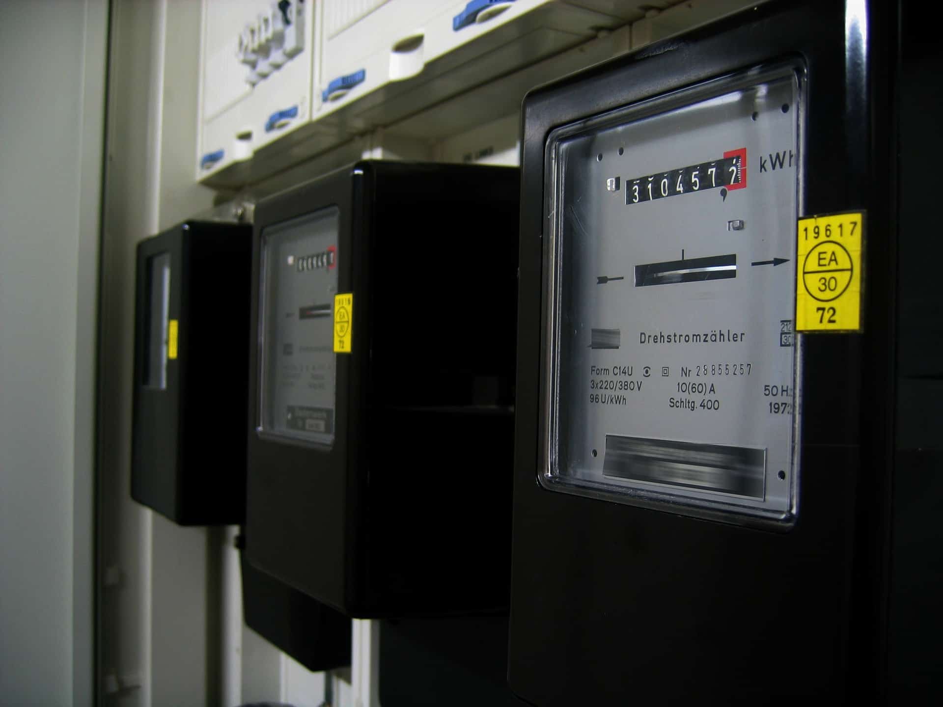 Proposes electricity for both companies, new prices from 1. September?
