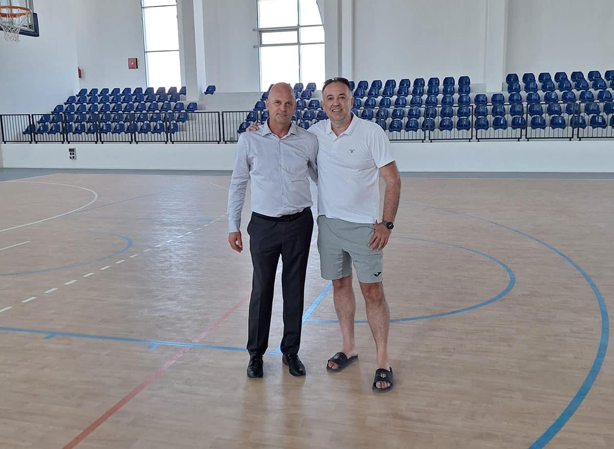 Slavko Goluža visited the birth chair and announced the arrival at the opening of the new sports hall