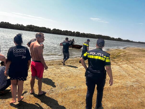 Tragedy in Romania: Father saved his wife and baby, so water swallowed