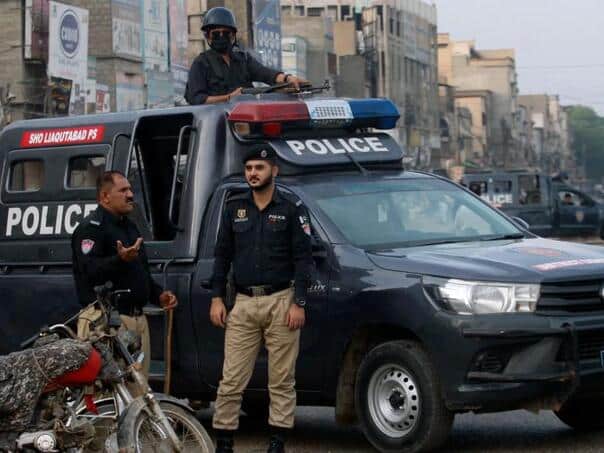 In Pakistan’s father killed a son because he hung out with transgenderies: he shame his family