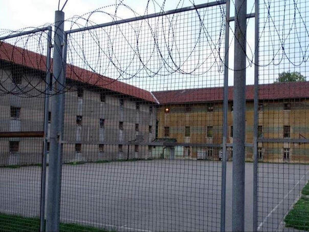 A bomb found in Zenica prison, Isaac