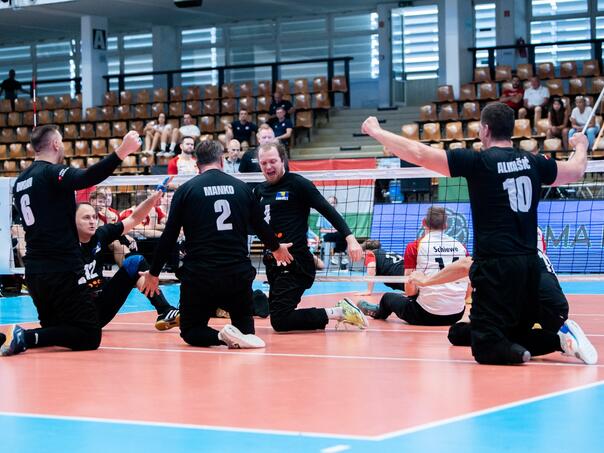 Bh. Volleyballs for 12. The road became the champions of Europe!