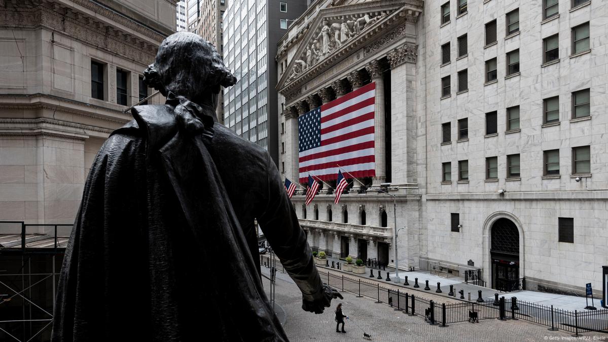 S & P 500 on new record
