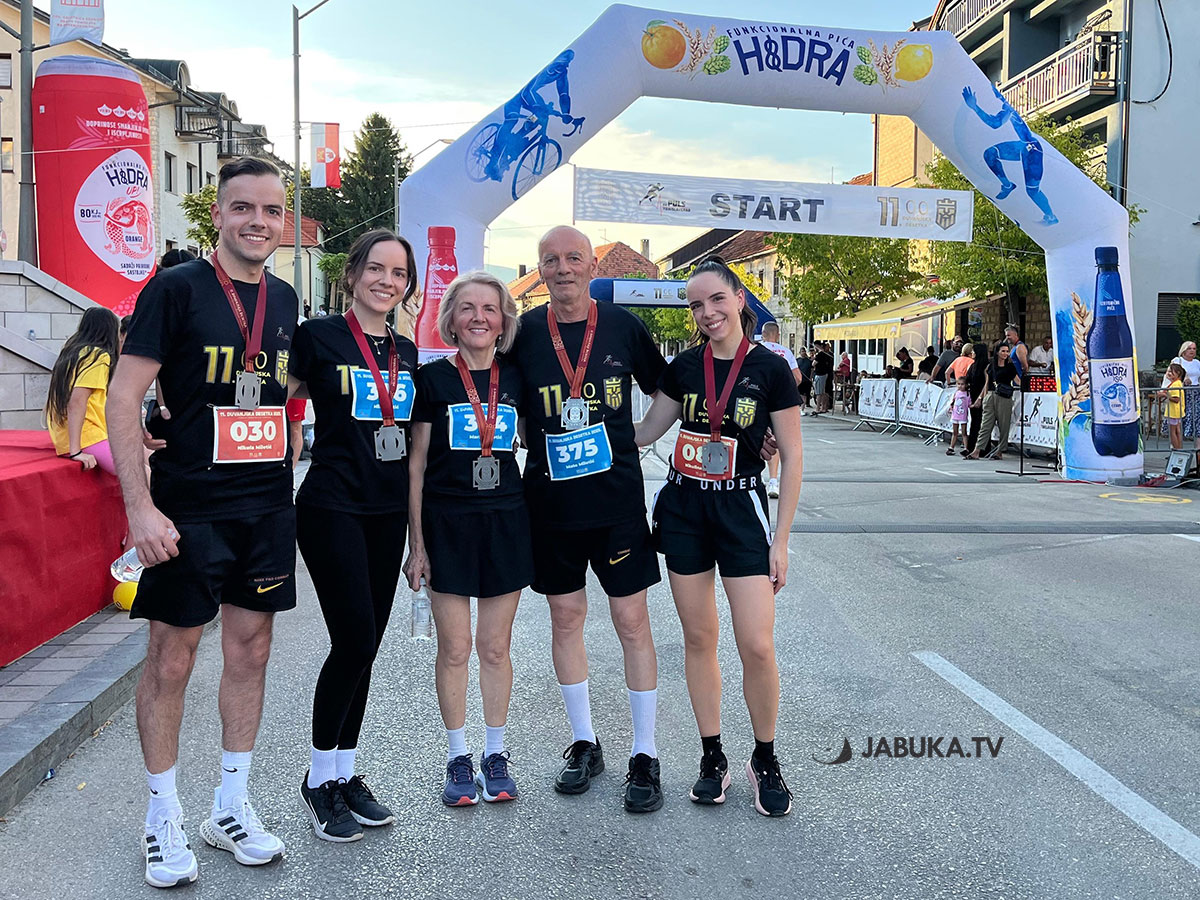Family Miletić from the lower large fencon: Parents and children by running deleting distances and years