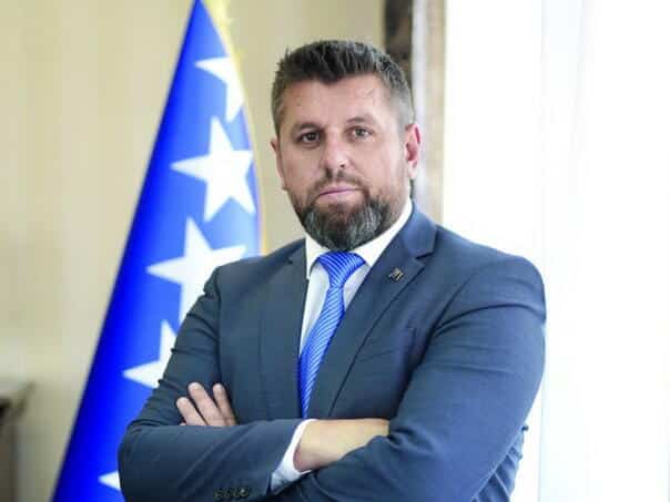 Durakovic: Dodik acts with a stronghold given to him by the National Assembly of RS