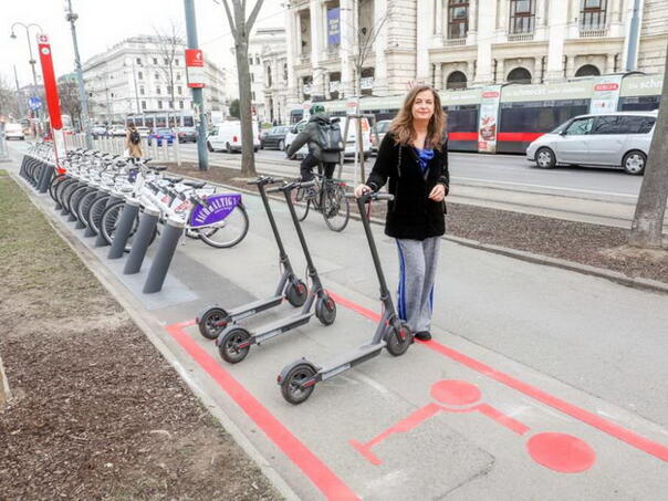 The City Vienna resolved chaos with electric tropities in traffic, the problem of numerous European cities
