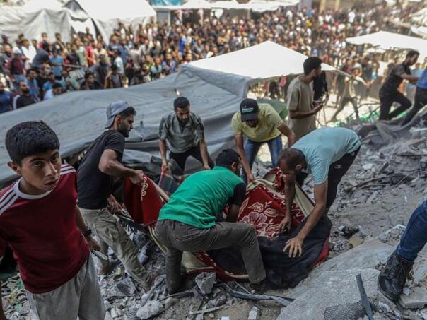 The Israeli Army begins to move Palestinians, prepare attack on Gaza