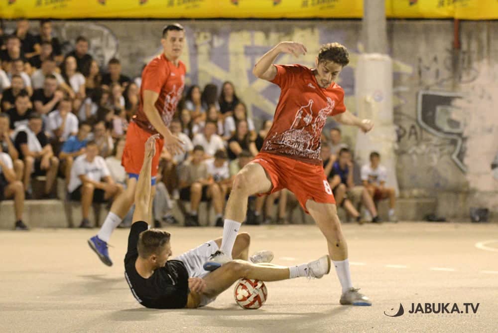 Live: Penali decided – the right bank was thirdly placed, in the course of the finals between the left bank and Knešpolje