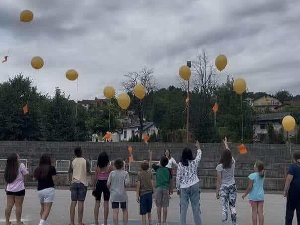 Orange day in Banja Luka: Kids sent wives and girls support messages