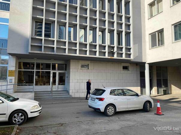 Detention of Emir Zahirović: threatening the gun, robbed the betting in Srebrenik