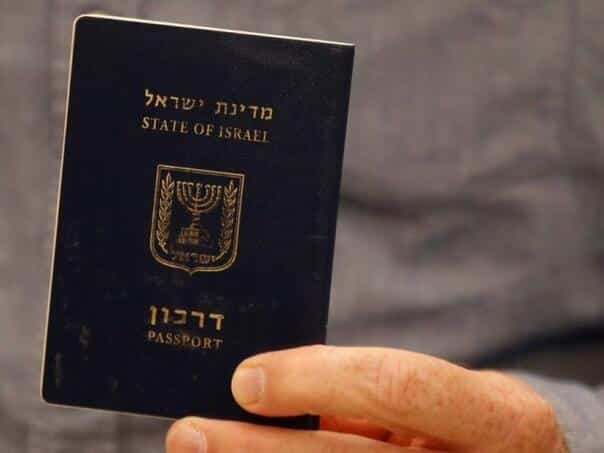 Reverse in the case of a passport from Israel: Here they are and what happened